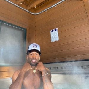 Meet your Posher, Mike